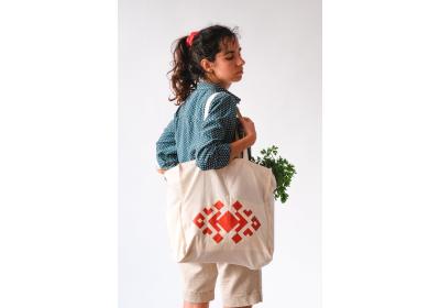 Tote bag with Tribal Print, Ethical Shopping, 6 Internal Pockets, For Urban Adventures, Grocery shopping 